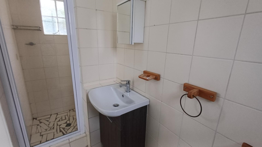 3 Bedroom Property for Sale in South Crest Gauteng