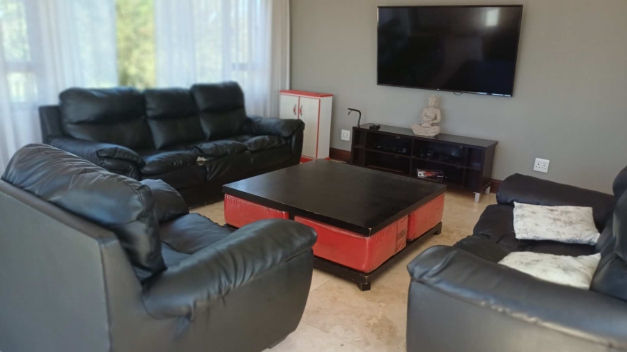 5 Bedroom Property for Sale in Ridgeway Gauteng