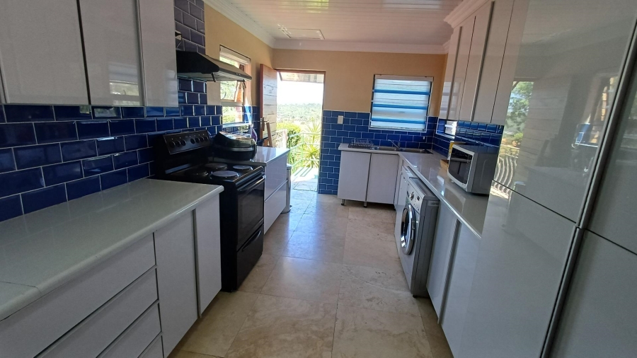 5 Bedroom Property for Sale in Ridgeway Gauteng