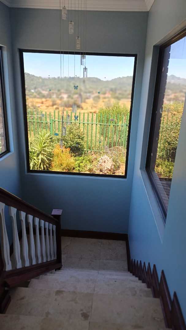 5 Bedroom Property for Sale in Ridgeway Gauteng