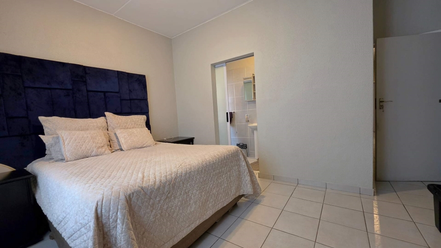 3 Bedroom Property for Sale in New Market Gauteng