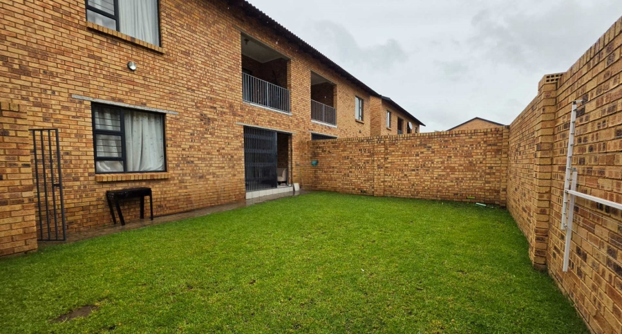 3 Bedroom Property for Sale in New Market Gauteng