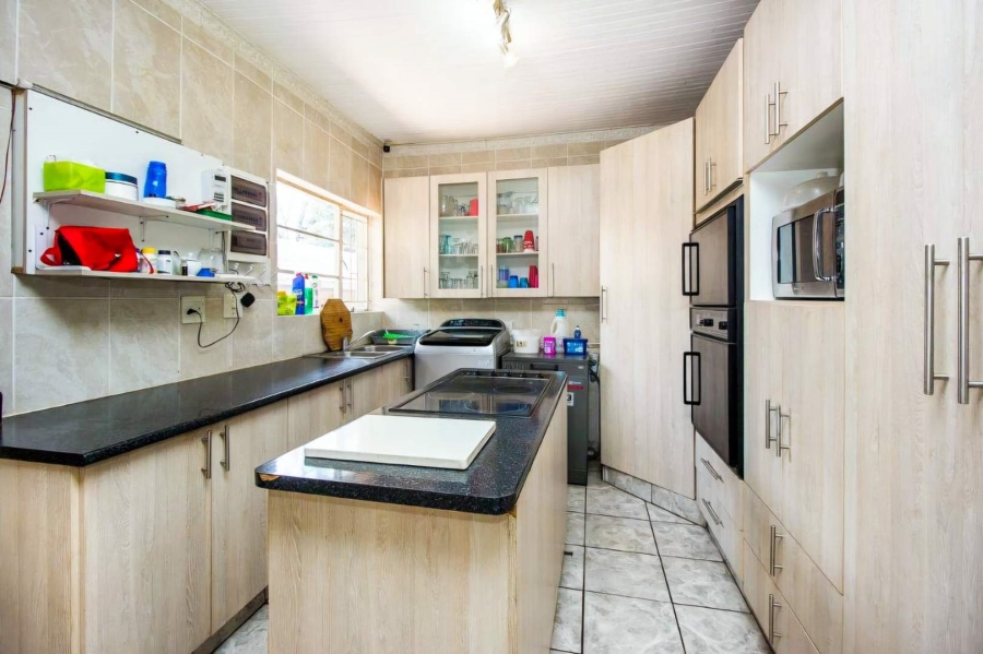 4 Bedroom Property for Sale in Meyerspark Gauteng