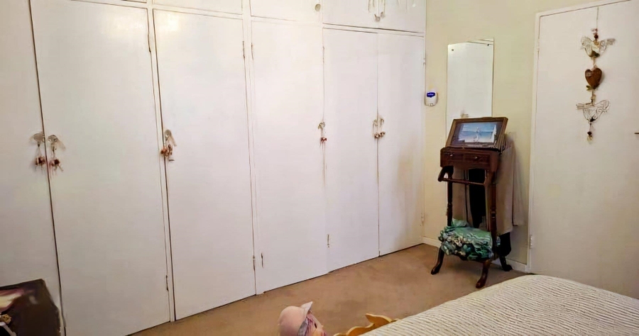 7 Bedroom Property for Sale in Colbyn Gauteng