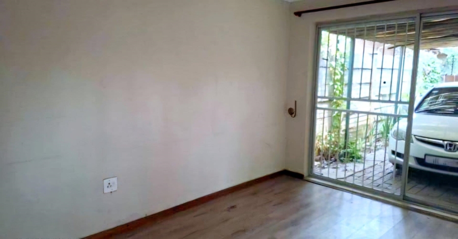 7 Bedroom Property for Sale in Colbyn Gauteng