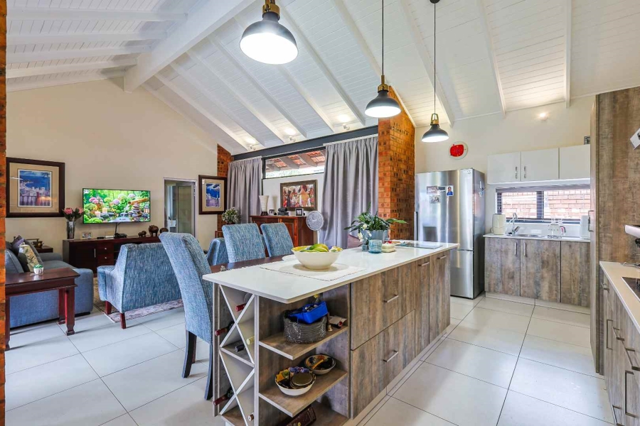 2 Bedroom Property for Sale in The Retreat Gauteng