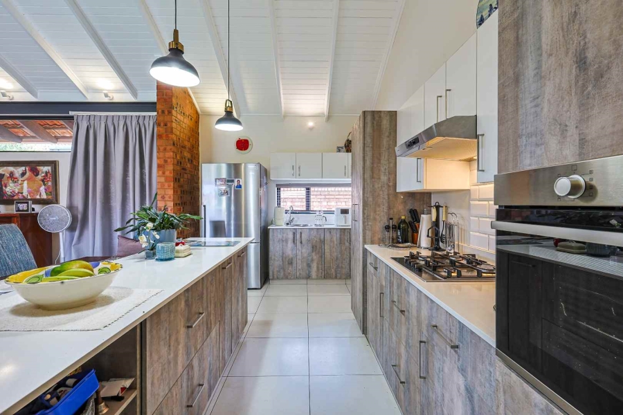 2 Bedroom Property for Sale in The Retreat Gauteng