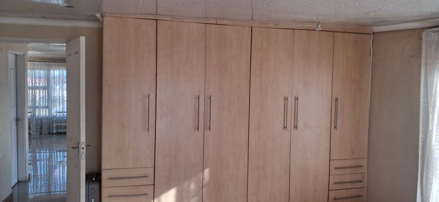 3 Bedroom Property for Sale in Buhle Park Gauteng