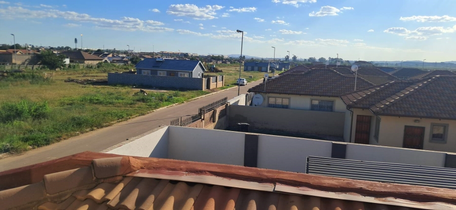 3 Bedroom Property for Sale in Buhle Park Gauteng