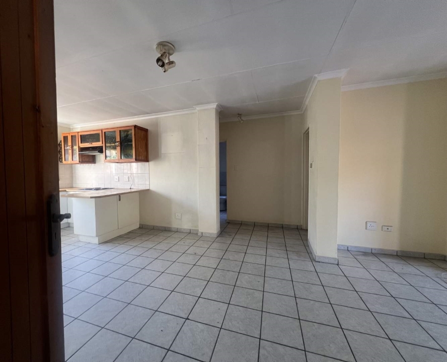 2 Bedroom Property for Sale in Weltevreden Park Gauteng