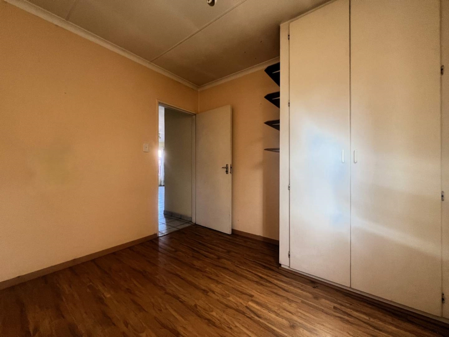 2 Bedroom Property for Sale in Weltevreden Park Gauteng