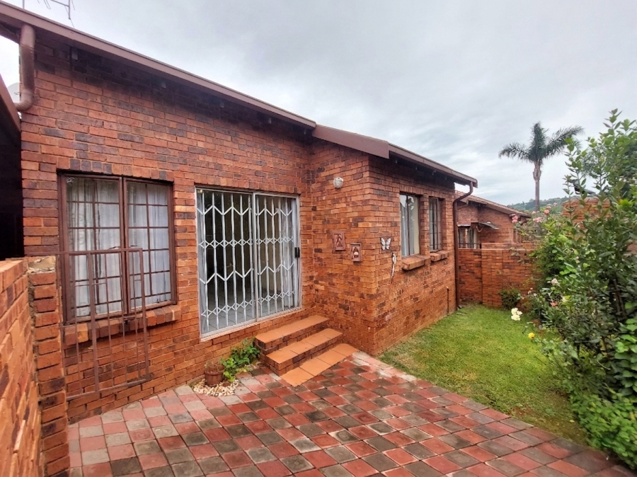 2 Bedroom Property for Sale in Weltevreden Park Gauteng