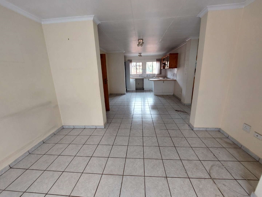 2 Bedroom Property for Sale in Weltevreden Park Gauteng