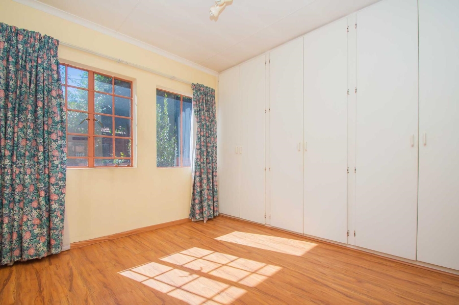 2 Bedroom Property for Sale in Weltevreden Park Gauteng