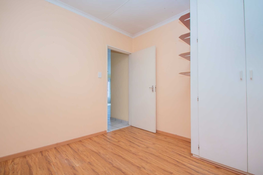 2 Bedroom Property for Sale in Weltevreden Park Gauteng