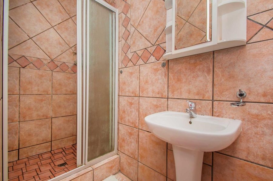 2 Bedroom Property for Sale in Sharonlea Gauteng