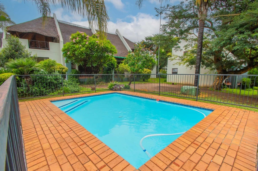 2 Bedroom Property for Sale in Sharonlea Gauteng