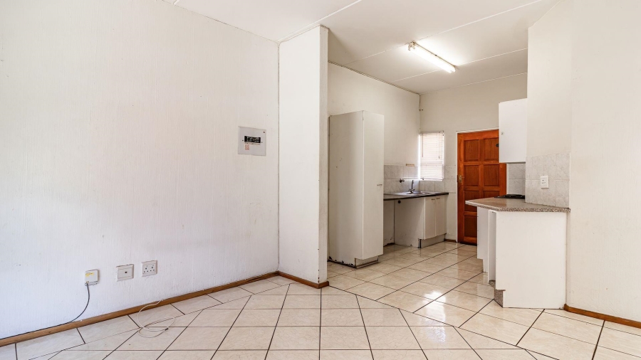 To Let 2 Bedroom Property for Rent in Blackheath Gauteng