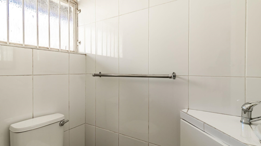 To Let 2 Bedroom Property for Rent in Blackheath Gauteng