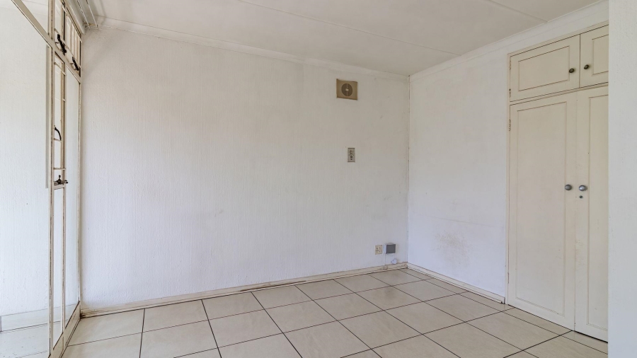 To Let 2 Bedroom Property for Rent in Blackheath Gauteng