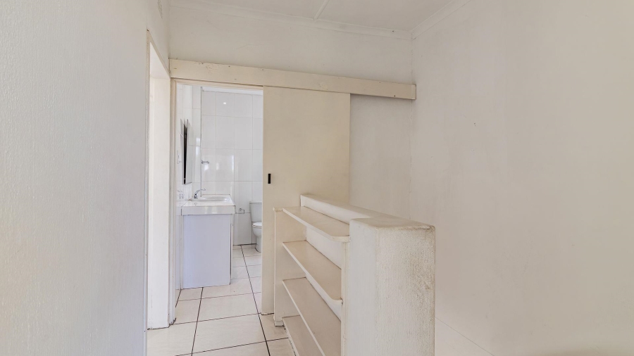 To Let 2 Bedroom Property for Rent in Blackheath Gauteng
