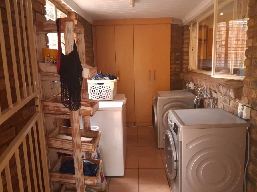 4 Bedroom Property for Sale in Silverton Gauteng