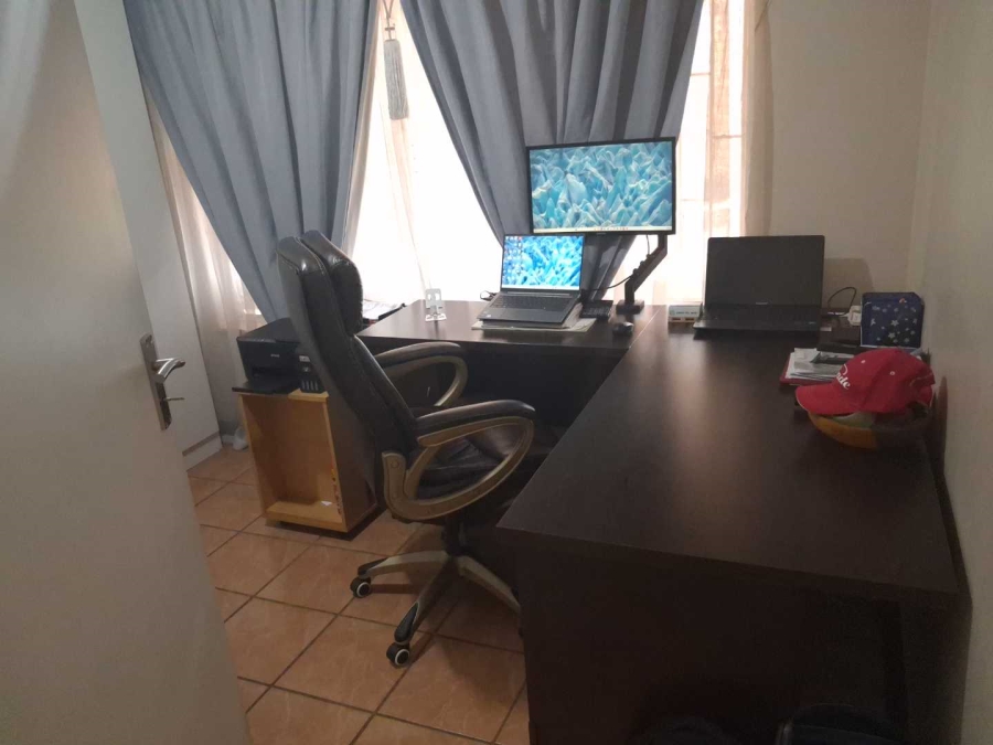 4 Bedroom Property for Sale in Silverton Gauteng