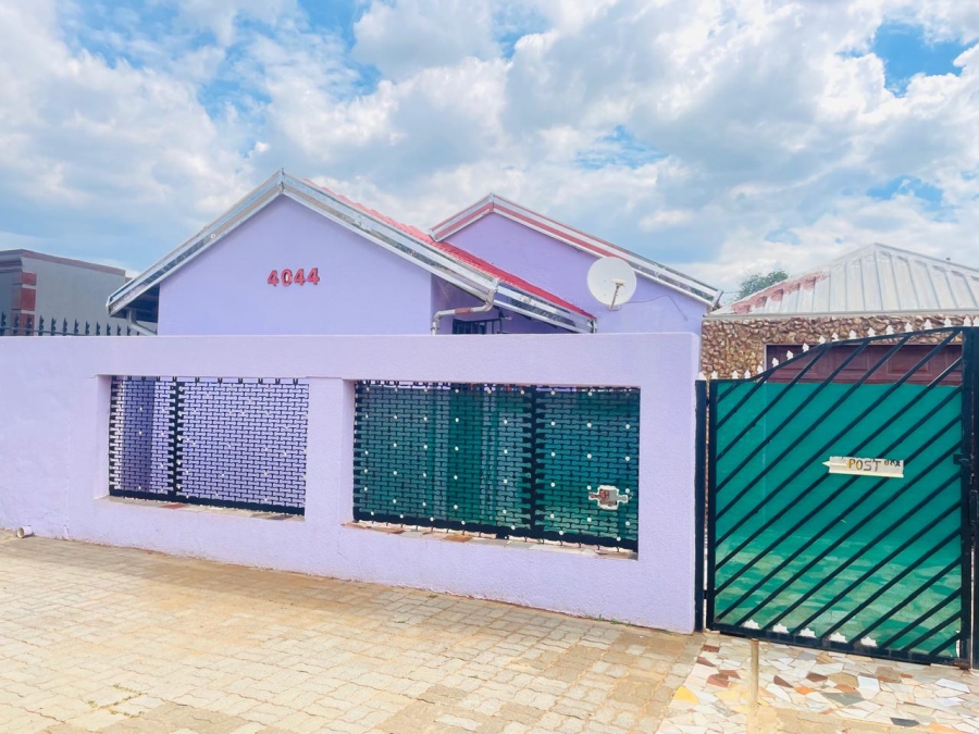 3 Bedroom Property for Sale in Orange Farm Gauteng