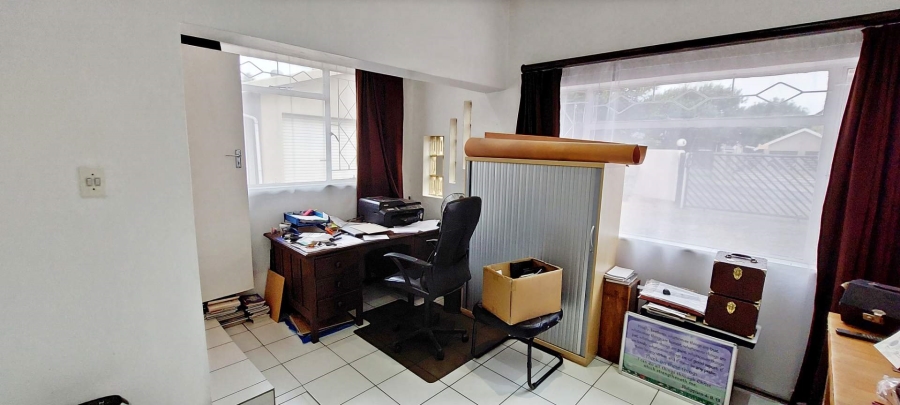 4 Bedroom Property for Sale in Brackenhurst Gauteng