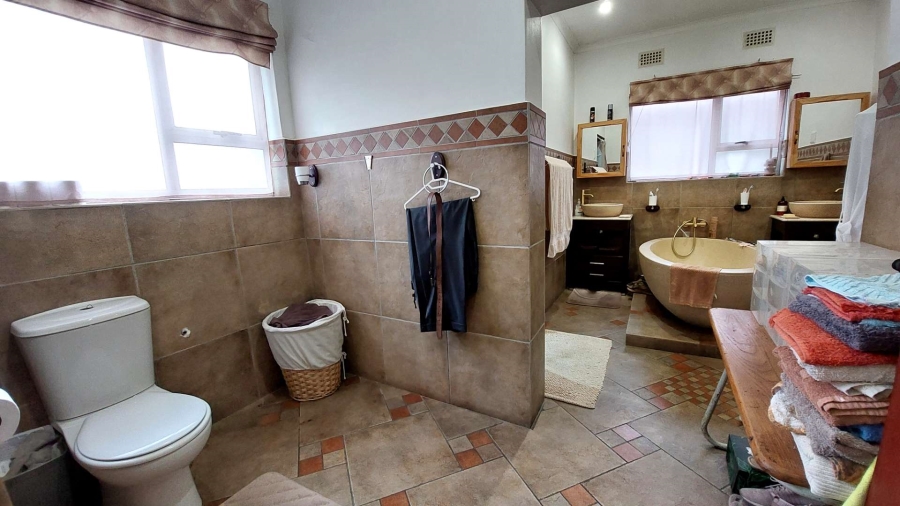 4 Bedroom Property for Sale in Brackenhurst Gauteng