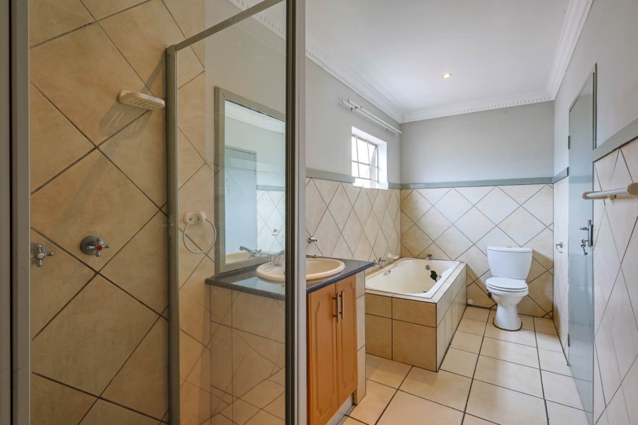 3 Bedroom Property for Sale in Equestria Gauteng