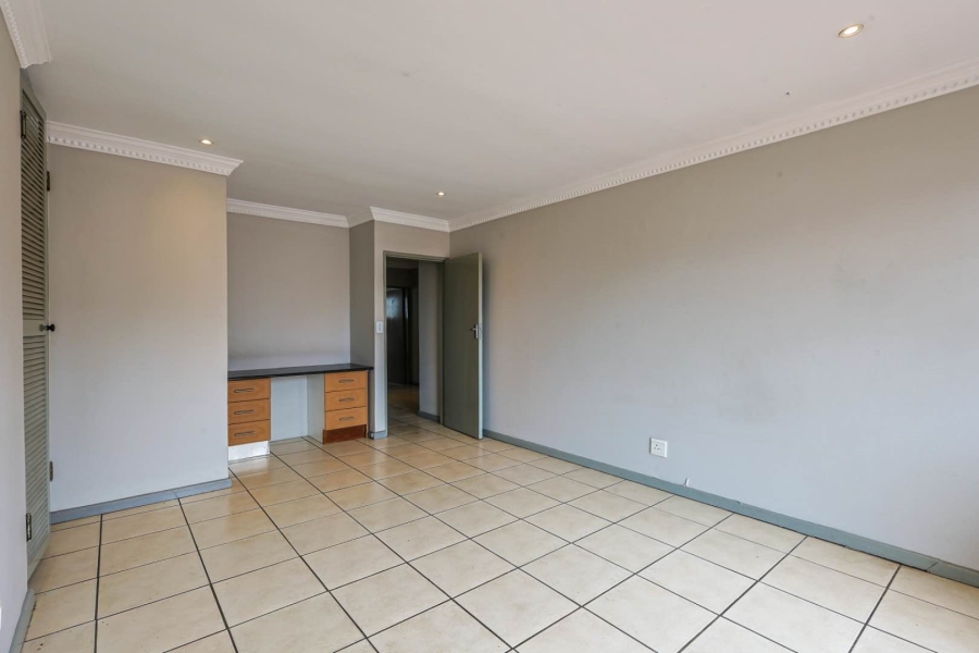 3 Bedroom Property for Sale in Equestria Gauteng