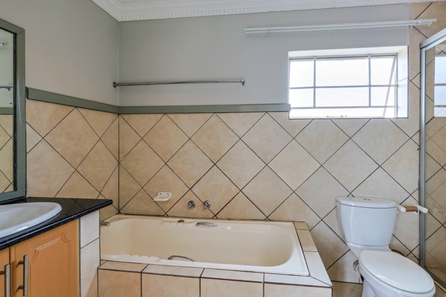 3 Bedroom Property for Sale in Equestria Gauteng