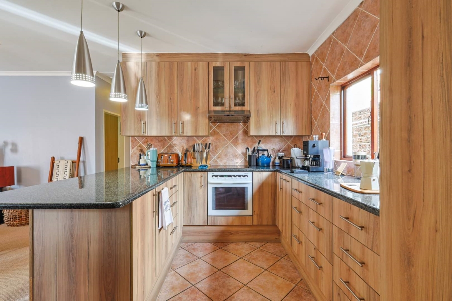 2 Bedroom Property for Sale in Silver Lakes Golf Estate Gauteng