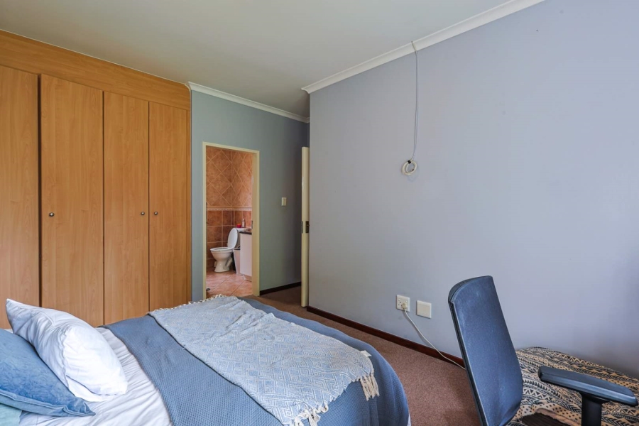 2 Bedroom Property for Sale in Silver Lakes Golf Estate Gauteng