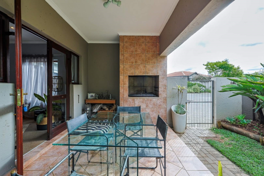 2 Bedroom Property for Sale in Silver Lakes Golf Estate Gauteng