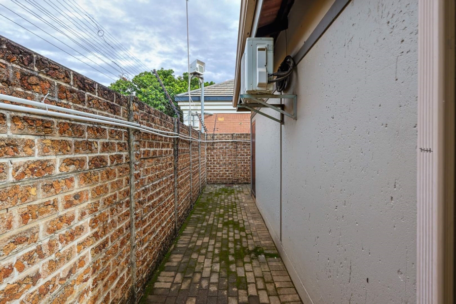 2 Bedroom Property for Sale in Silver Lakes Golf Estate Gauteng