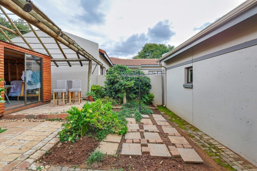 2 Bedroom Property for Sale in Silver Lakes Golf Estate Gauteng