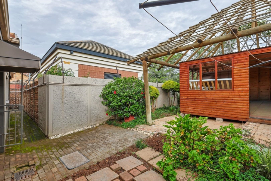 2 Bedroom Property for Sale in Silver Lakes Golf Estate Gauteng