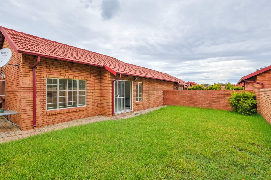 2 Bedroom Property for Sale in Equestria Gauteng