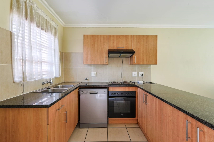 2 Bedroom Property for Sale in Equestria Gauteng