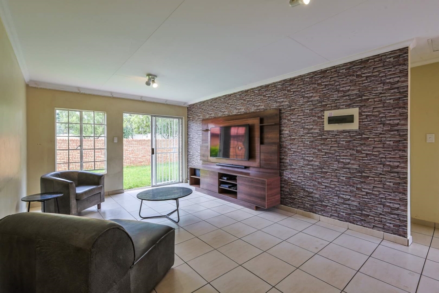 2 Bedroom Property for Sale in Equestria Gauteng