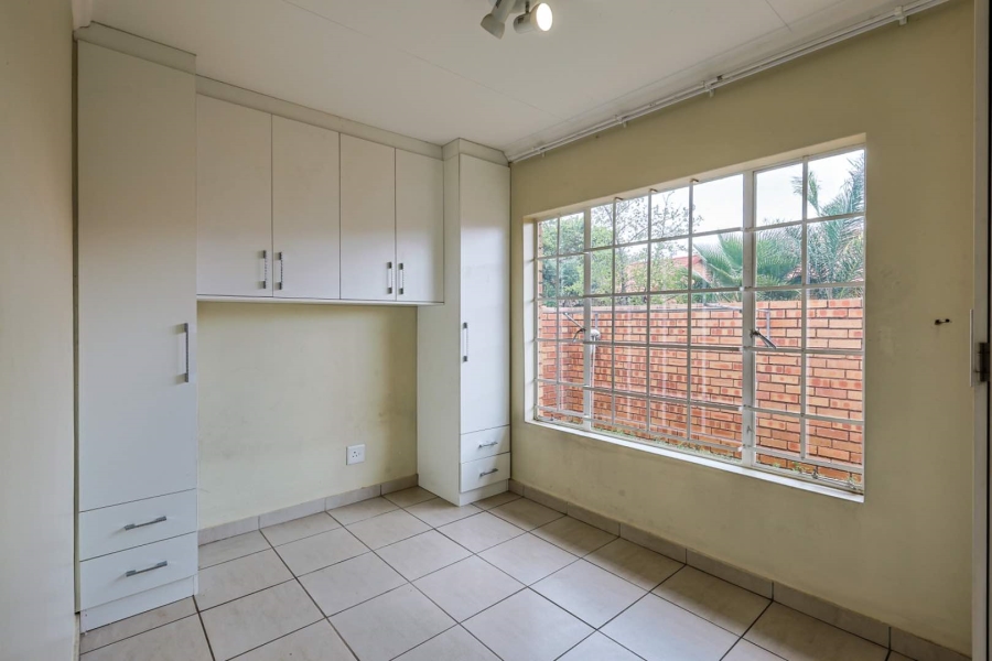 2 Bedroom Property for Sale in Equestria Gauteng