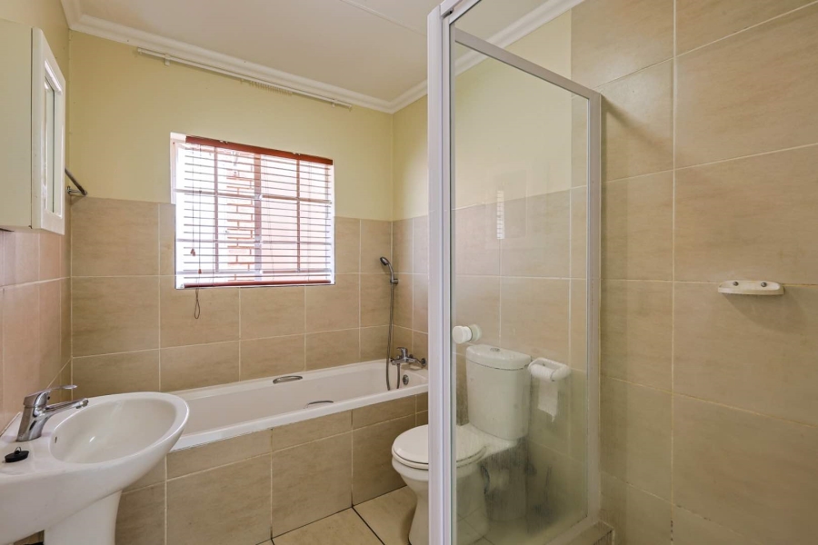 2 Bedroom Property for Sale in Equestria Gauteng