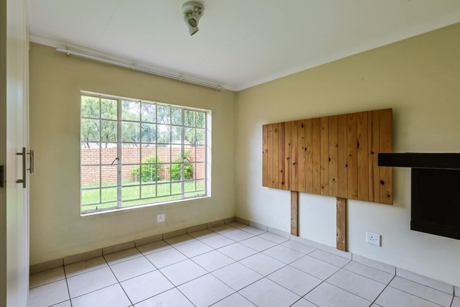 2 Bedroom Property for Sale in Equestria Gauteng