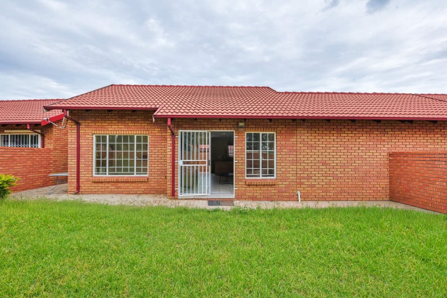 2 Bedroom Property for Sale in Equestria Gauteng