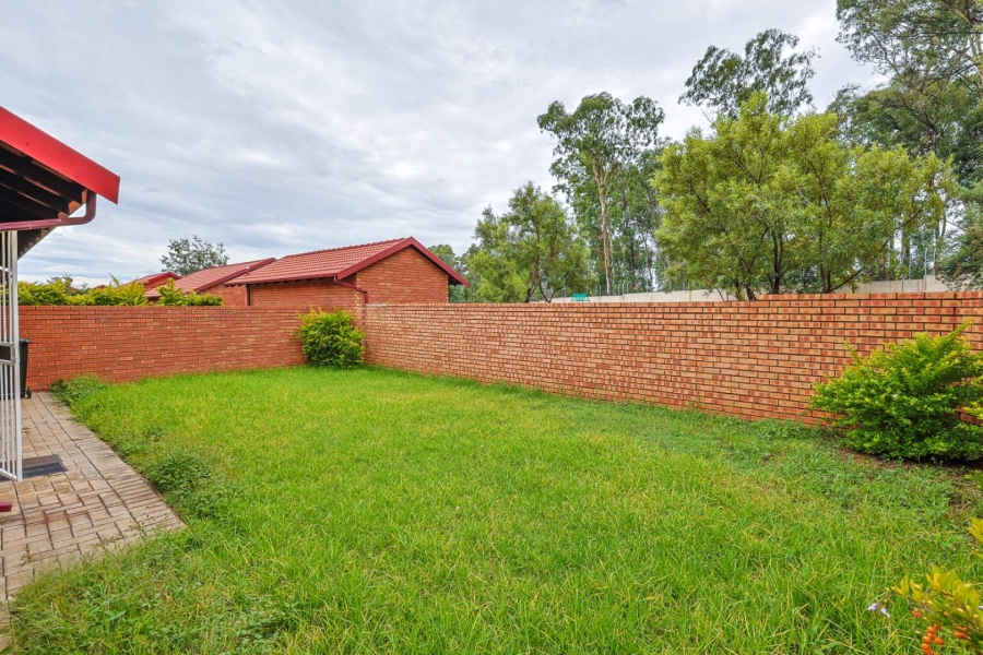 2 Bedroom Property for Sale in Equestria Gauteng