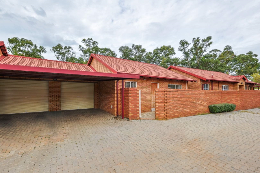 2 Bedroom Property for Sale in Equestria Gauteng