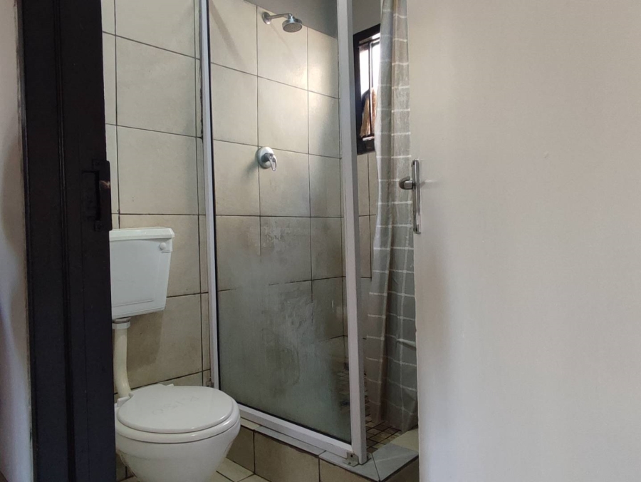 6 Bedroom Property for Sale in Cosmo City Gauteng