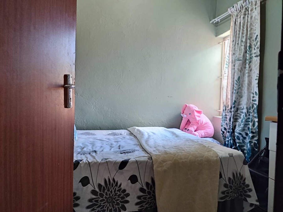 6 Bedroom Property for Sale in Cosmo City Gauteng